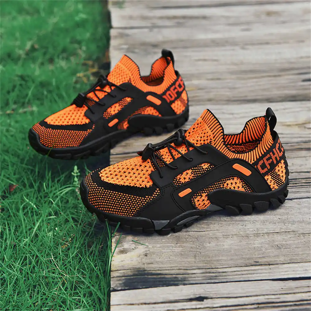 Luxury Lifestyle Experiences - Size 43 Size 40 Men's Shoes