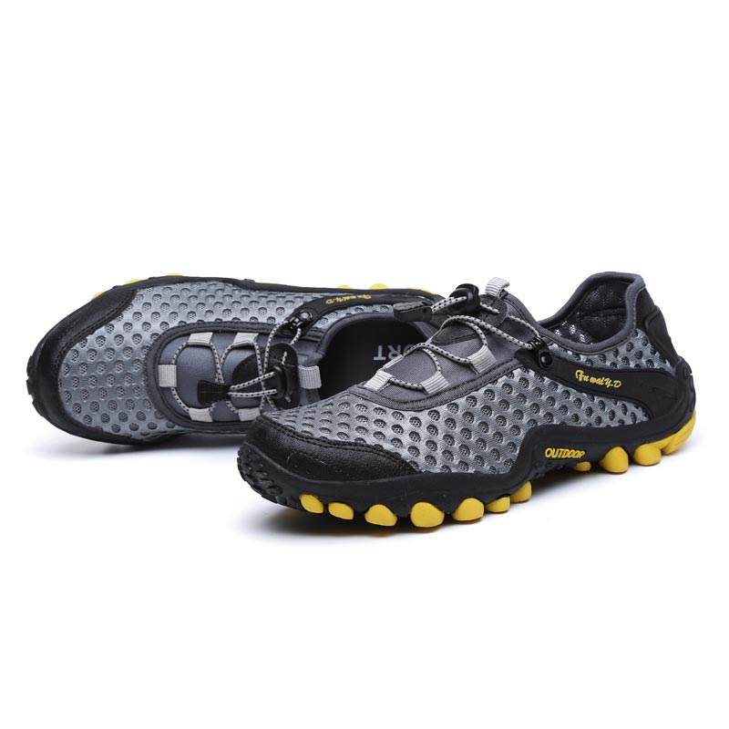 trekking mountain mens sports  - مراجعة Luxury Lifestyle Japan وسعره