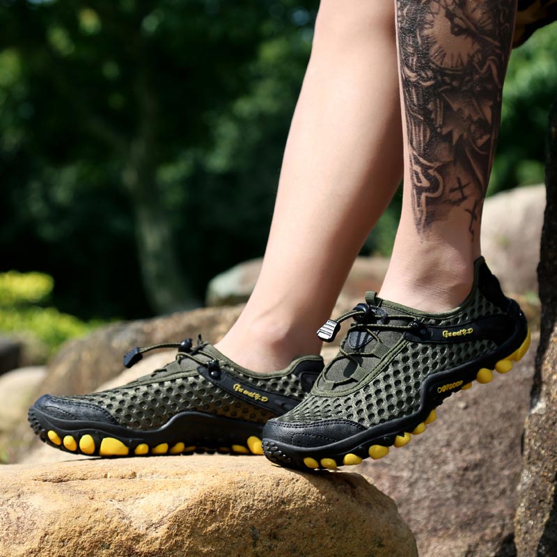 trekking mountain mens sports  - مراجعة Luxury Lifestyle Japan وسعره